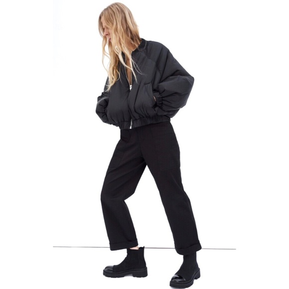 flat track sole ankle boots